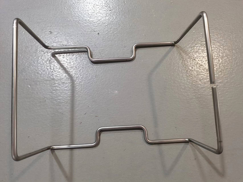 Baking tray bracket bending
